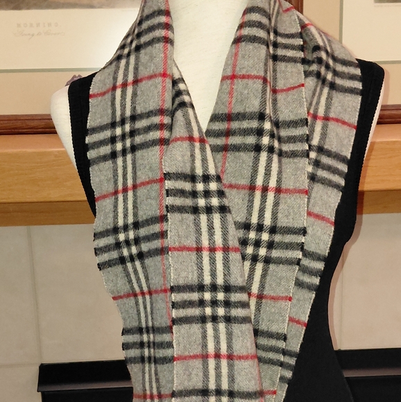 Burberry Accessories - Vintage Burberrys Unisex Black White Red Wool Plaid Scarf!